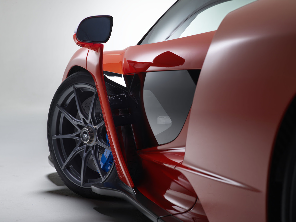 McLaren P15 Reifen